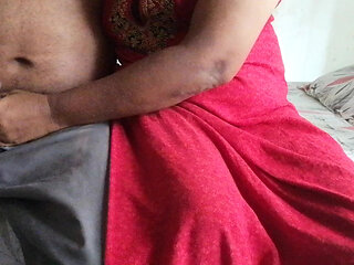 Kerala malayali chechi massaging