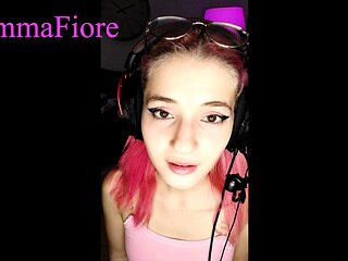 petite tells you about an erotic night