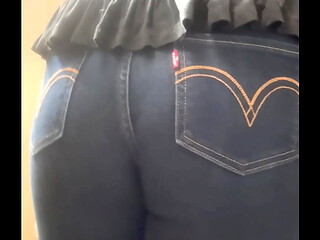 Levi&rsquo_s ass
