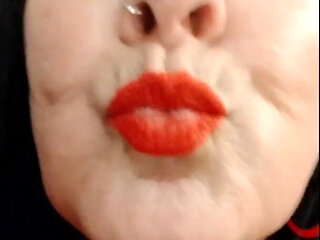 Red Lipstick with Mouth Tour