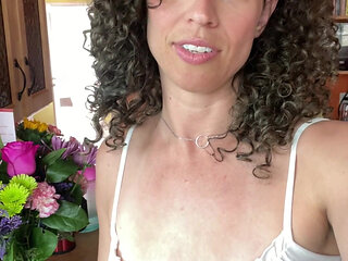 Hey Beautiful Humans! I Get Asked All What Its Like Dating a Younger Guy. Its Fucking Awesome and It Also Has Some Downfalls.