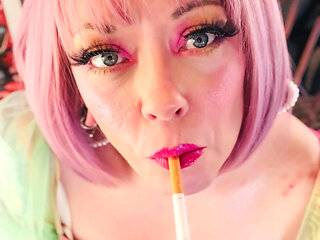 A Pretty Princess, Tina Snua , Chainsmokes 2 Cork Cigarettes - Dangling Snap Inhales Drifting Smoke