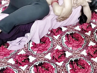 Chachi ke step daughter ko jabar dasti doodh daba kar pela