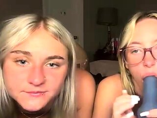 Amateur blonde teen girlfriend toyed and facialized