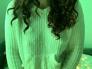 Lovely Amateur teen brunette masturbating outdoor