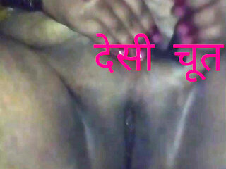 Bhabhi ne karwacaut ko chut ke bal kiye shaf