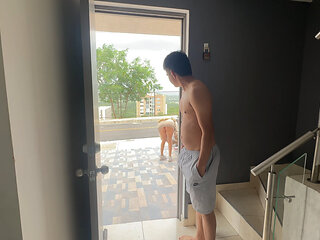 How sexy my big ass Indian stepsister looks sweeping the porch of the house without underwear, I get horny to see her and I end up fucking her