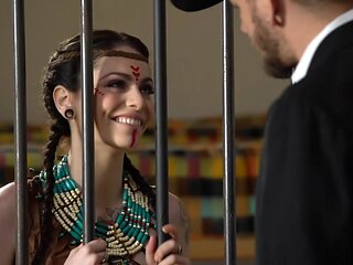 Naomie gets shaken in front of her husband's amazed eyes! - Jacquie et Michel TV