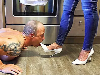 Total Humiliation Of Lil Loser!
