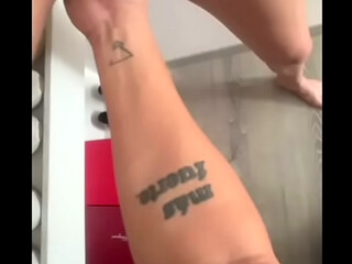 1599 ROSSMEXICANA SE COGE VARIAS VECESA SU MEJOR AMIGO Y SENLA METE SUPER RICO BUSCA LOS VIDEOS COMPLETOS