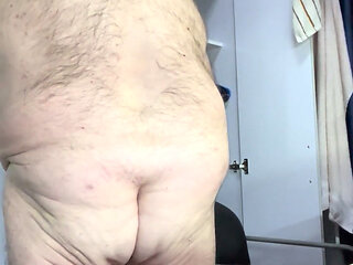 Coach Karl's Bear Beef Butt