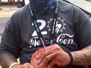 Amateur porn Gives Us Some Foot Fetish Aurora