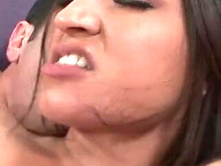 Latina babe picked up for the fuck with special facial