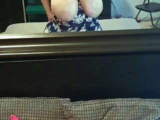 Hot amateur shakes her big boobs