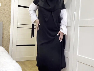 Hot Arab Stepmom in Stockings Gives JOI