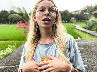 AI Girlfriend Teaches Me How to Submit  Femdom Chat Session