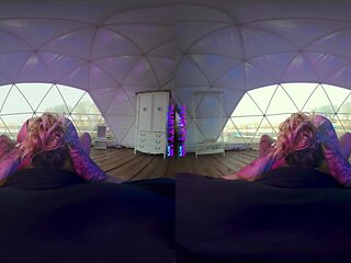 Curvaceous Step-mother with Manuela Ferrari