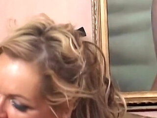 Kelly Leigh Sucks Cock Pig