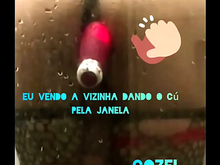 Vibrador no banheiro