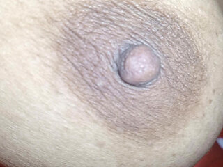 At night, Nadia sucked her stepson&#039;s penis.