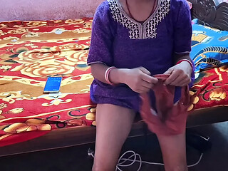 Indian housewife Mona gets nailed