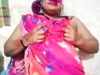 bangladeshi hot gril fingering her pussy creempy.