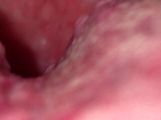 Uvula Play: Deep Mouth Close?up