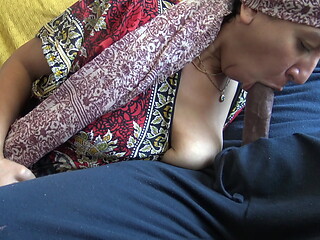 Kurdish Milf From Turkey Sucks My Big Black Cock During Our Lunch Break