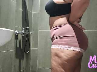 Candid Camera Peeking at a hot BBW wife while shes taking a shower.