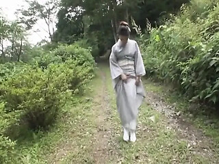 Illicit Hot Spring Affair with a Married Woman - Title