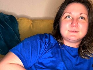 Brunette Big Boobs Dildo Webcam