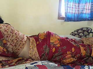 Red color saree cheating Housewife 2