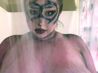 Awesome Big Boobs Blonde Masturbates In The Shower