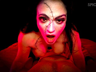 La moglie troia di Beetlejuice mi succhia l'_anima la notte di Halloween