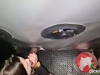 Monica Lima sendo fodida por um desconhecido no GloryHole - Gostosa da bucetinha loira aguentando rola no swing