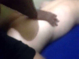 Put a Small Dick Into the Pussy of a Beautiful BF