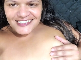 Quando envio um video ningu&eacute_m resiste minha buceta melada
