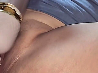 Hot Anal - Squirt War, Latina Riding with Her Big Ass