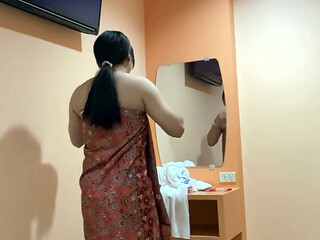 After Finishing the Merit Ceremony, Let's Go to the Hotel