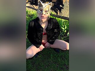 Passeggiata, Pisciata E Scopata Allaperto In Pubblico