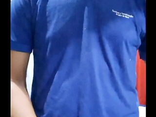 Dom Valentim se divertindo depois do trabalho