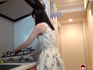 Mai Araki and Boyfriend Get Naked While Cleaning the House
