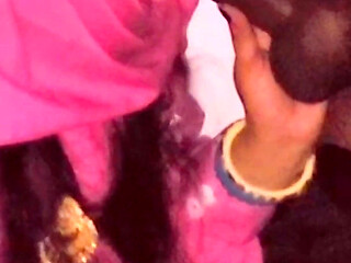 Indian Muslim Bhabhi