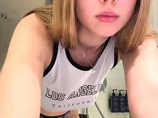 Masturbation tight pussy in the hotel