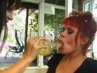 Lesbians... Inside and Outside!!! - (chapter 01)