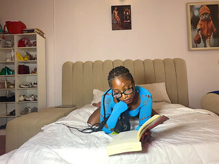 Book Reading Session with Spicyperry Part 1