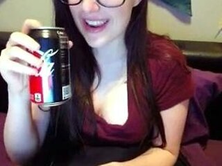 Brunette Solo Webcam Masturbation