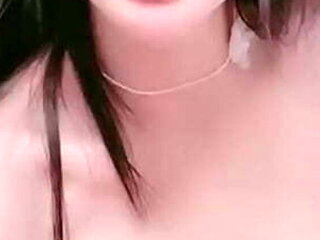 Sexy Chinese Babe Live Stream - Hot Webcam Show