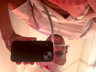 I'm so horny that I can't even take off the nylons