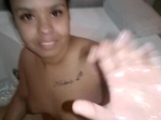 PUTA SAFADA MAMOU GOSTOSO MEU PAU E MEU COM VONTADE NO MOTELZINHO A SAFADA AMA MINHA PICA